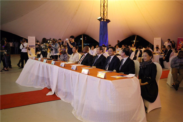 Pressetour ?Chinesische Unternehmen in Afrika“ startet