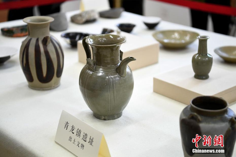 Gro?fund bei Ausgrabungen in der Ruine Qinglong Zhen