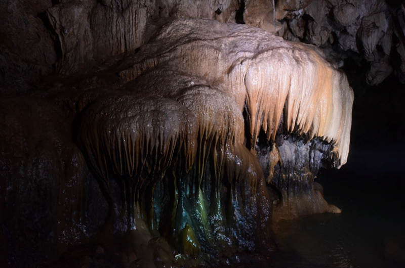 Seltsame Erdl?cher der Weltklasse in Hanzhong gefunden