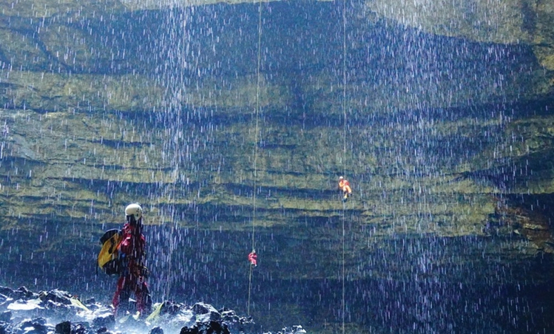 Seltsame Erdl?cher der Weltklasse in Hanzhong gefunden