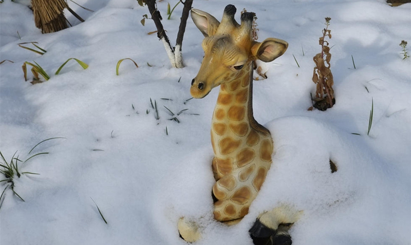 Sch?ne und silberne Stadt Xi′an nach dem Schnee