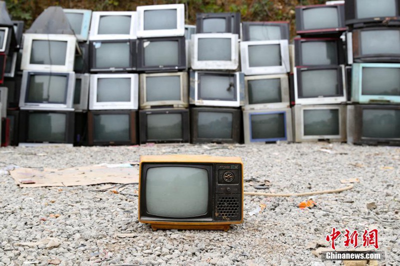 Berg der ausgedienten Haushaltsger?te in Guiyang