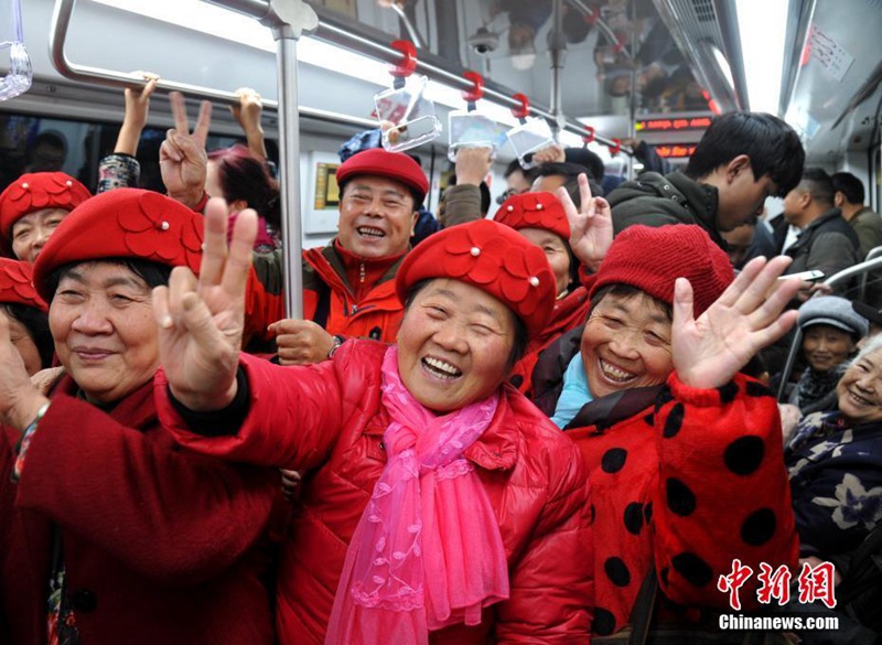 Erste U-Bahn-Linie Anhuis nimmt Fahrbetrieb auf