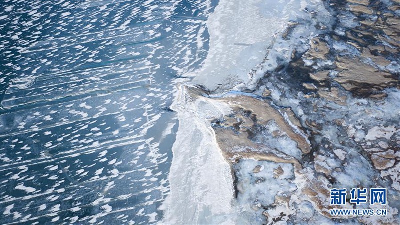 Gro?e Fl?chen des Qinghai-Sees bereits zugefroren