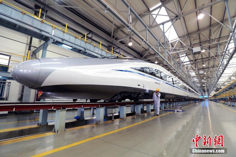 Westchinas gr??te Wartungsbasis für Hochgeschwindigkeitszüge erwartet ?Chunyun“