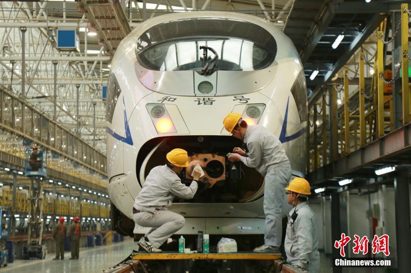 Westchinas gr??te Wartungsbasis für Hochgeschwindigkeitszüge erwartet ?Chunyun“