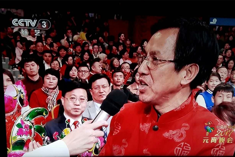 Tonstatuen aus Fengxiang bei CCTV-Galaaufführungen pr?sentiert