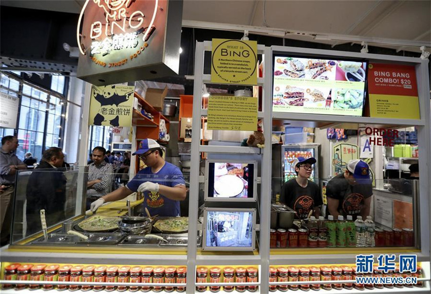 US-Amerikaner verkauft chinesische Pfannkuchen in New York