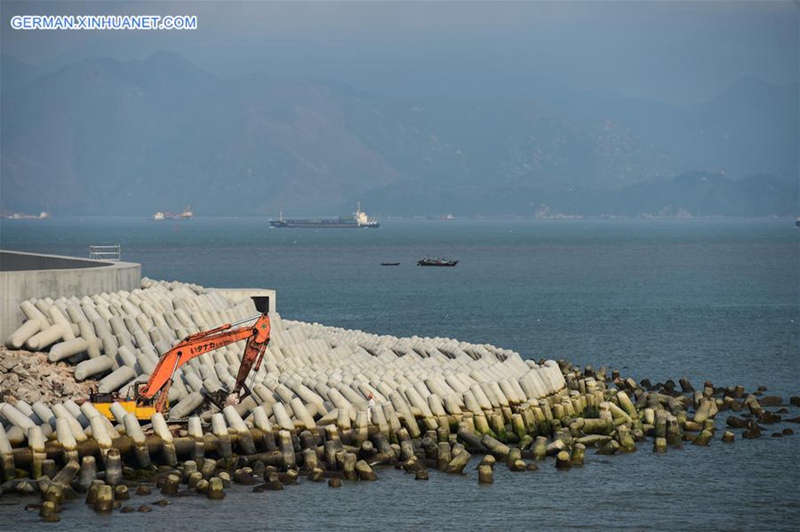 Hong Kong-Zhuhai-Macau-Brücke wird zusammengefügt