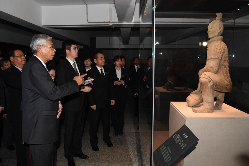 Pr?sident aus Myanmar besucht Museum von Qin-Mausoleum