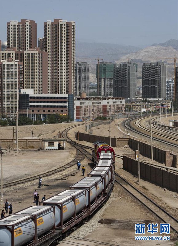 China-Europa-Express: Xinjiangs erster Flüssigchemikalien-Güterzug nach Ludwigshafen