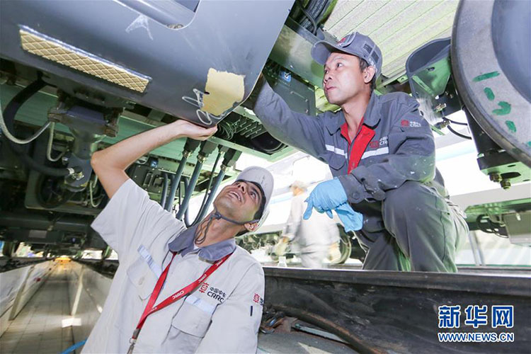 Pakistanischer Elektroingenieur in China