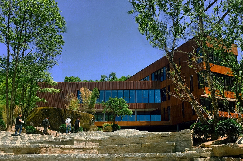 Attraktion von Hochgebirge und Feuchtgebiet Youran der Qinling-Gebirge