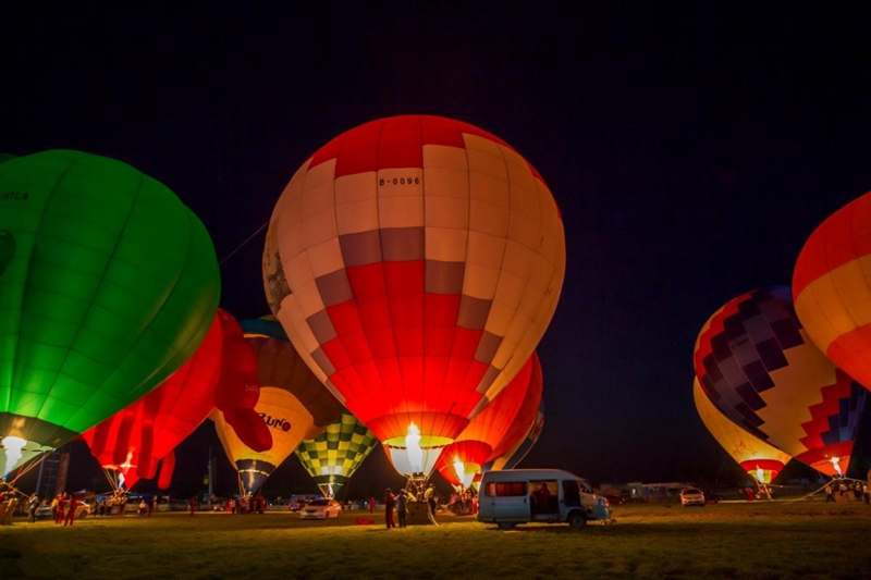 Tourismusgebiet Bailuyuan-Bailucang in Xi′an gilt als Reisefavorit