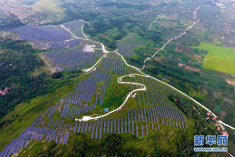 Das Sonnenkraftwerk auf dem Boshan-Berg