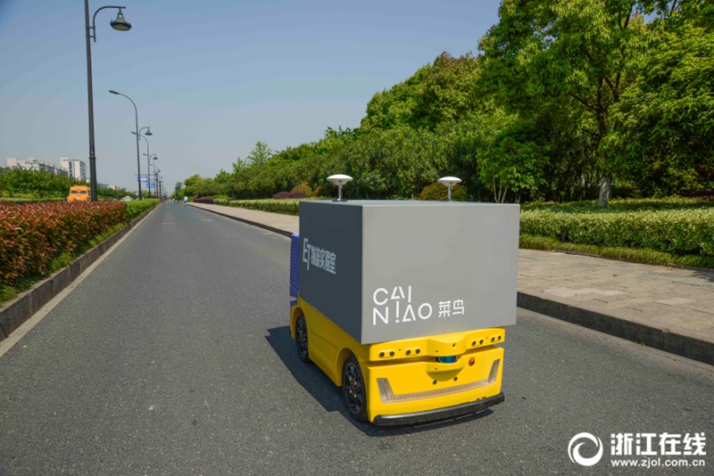 Unbemannter Lieferwagen in Hangzhou getestet 