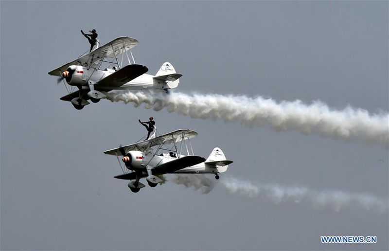 Zhengzhou Luft-Show 2018 angelaufen