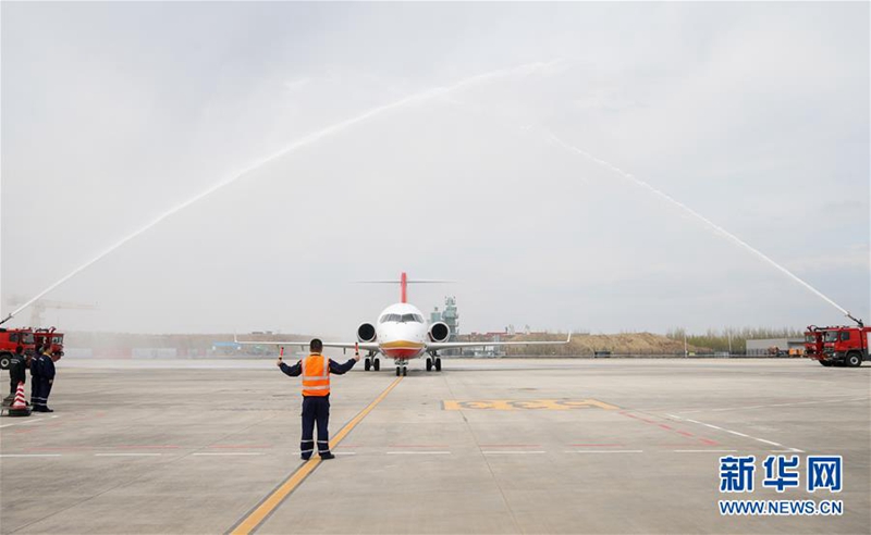 Chinas Regionaljet ARJ21 fliegt neue Strecken in extremer K?lte