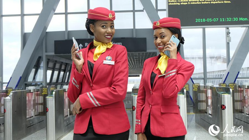 Mitarbeiter von Kenias Eisenbahnlinie Mombasa-Nairobi 