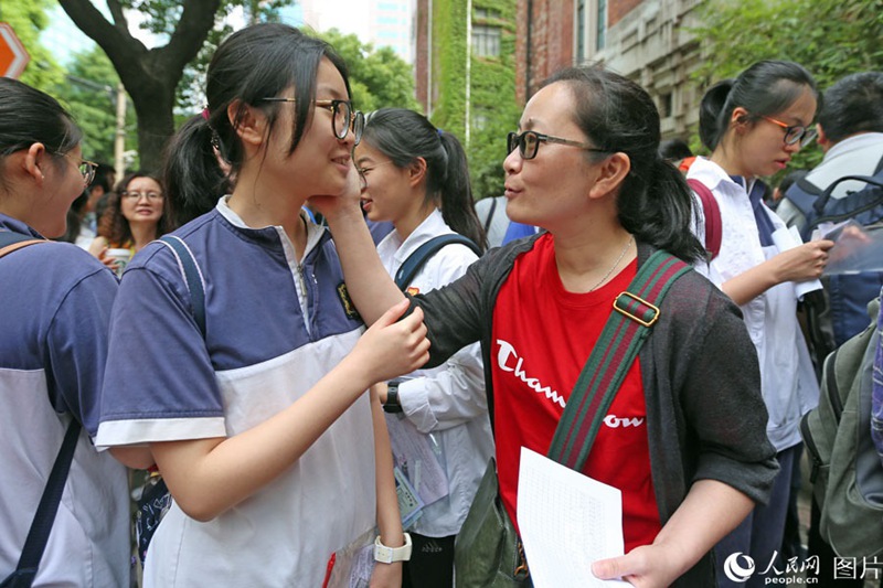 Unikandidaten legen Gaokao ab