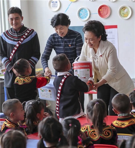 Peng Liyuan f?rdert weiterhin die ?ffentliche Gesundheit