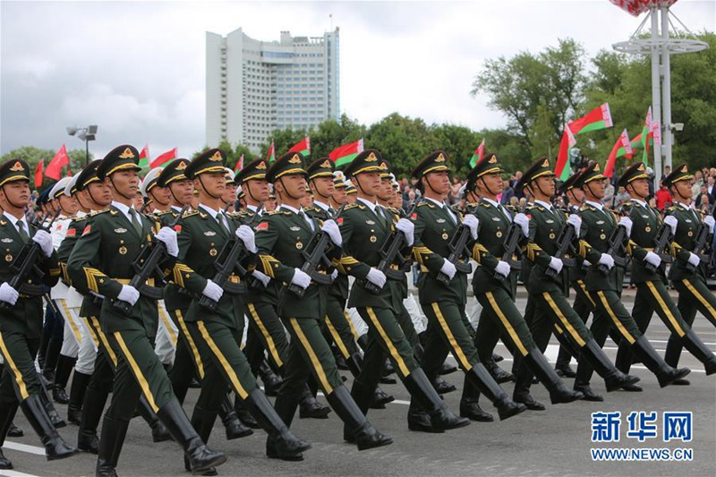 Chinesische Soldaten nehmen erstmals an Milit?rparade in Wei?russland teil