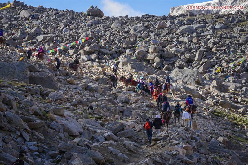 Tibets D?rfer verdienen am Tourismus