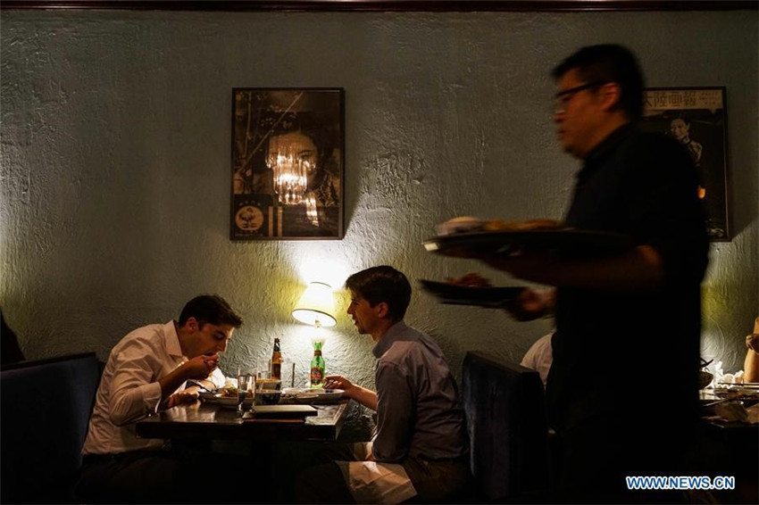 Restaurant mit einem Michelin-Stern: ?Cafe China“ in New York