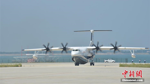Chinas Amphibienflugzeug bereit für Testfahrt auf Wasser