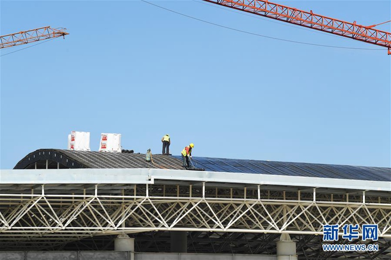 Chinas sch?nster Bergflughafen geht im September in Betrieb