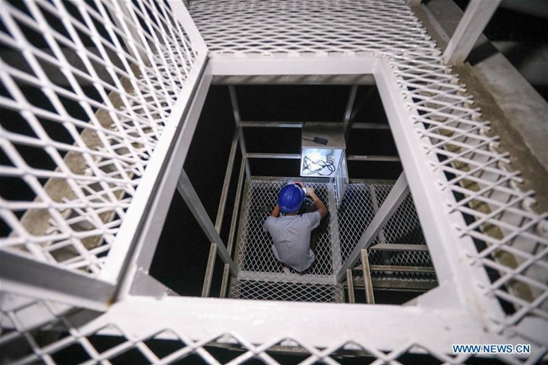 Chinas Radioteleskop FAST entdeckt 44 Pulsare