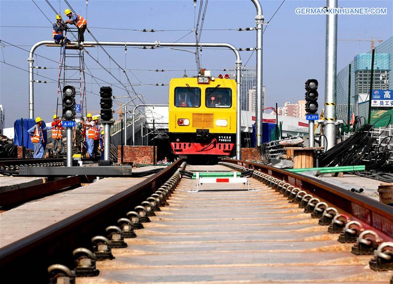 Bahnarbeiter bleiben bei ihren Jobs w?hrend des Mittherbstfests