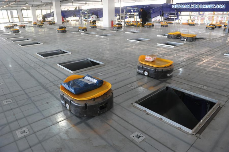 Roboter tragen zum Expressdienst am 11. November bei