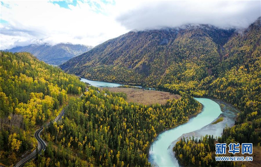 Fr?hliche Reise in sch?nem Xinjiang