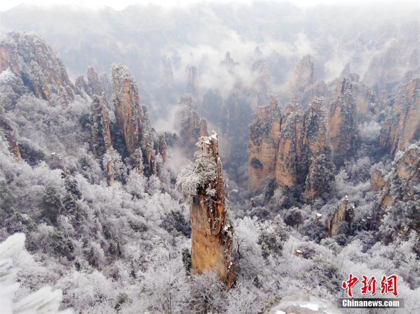 Schneewei?es M?rchenland in Zhangjiajie