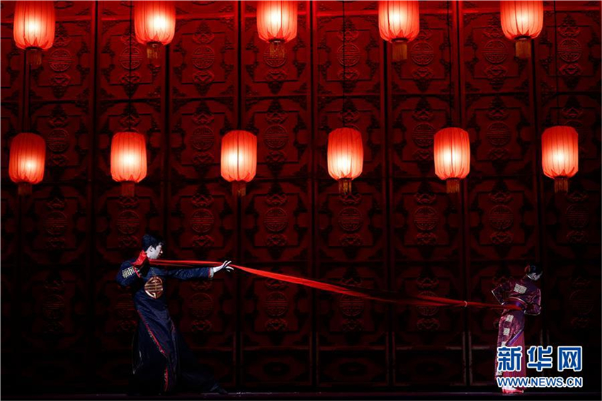 Chinesisches Tanztheater stie? im Kennedy Center auf gro?e Resonanz