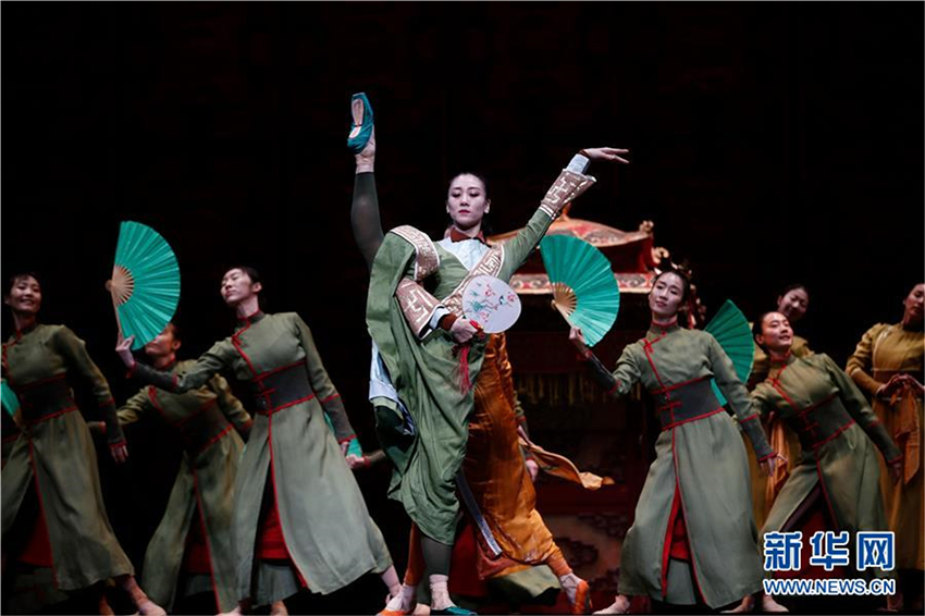 Chinesisches Tanztheater stie? im Kennedy Center auf gro?e Resonanz