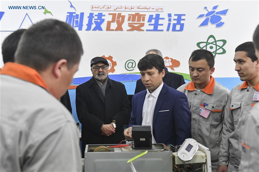 Führende UN-Diplomaten aus acht L?ndern besuchen Xinjiang