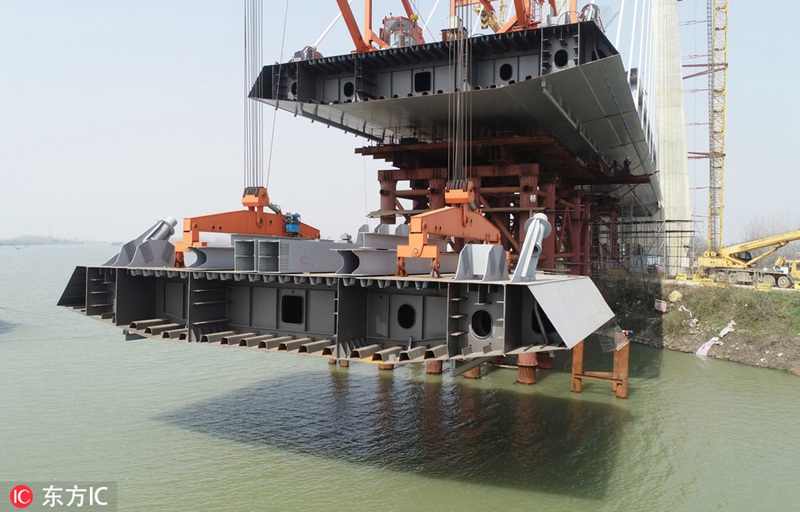 Yuxi-Eisenbahnbrücke über Chaohu-See in wichtiger Bauphase 