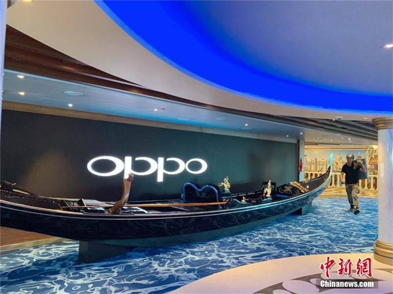 Kreuzfahrtschiff ?Costa Venezia“ auf dem Weg nach China