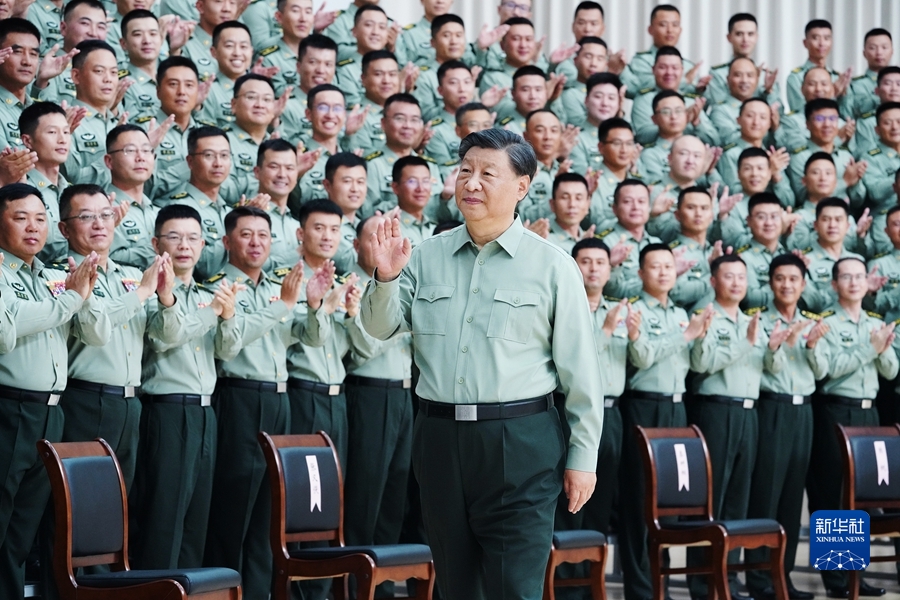 Xi Jinping fordert umfassende Verbesserung der Kampff?higkeit von Truppen auf