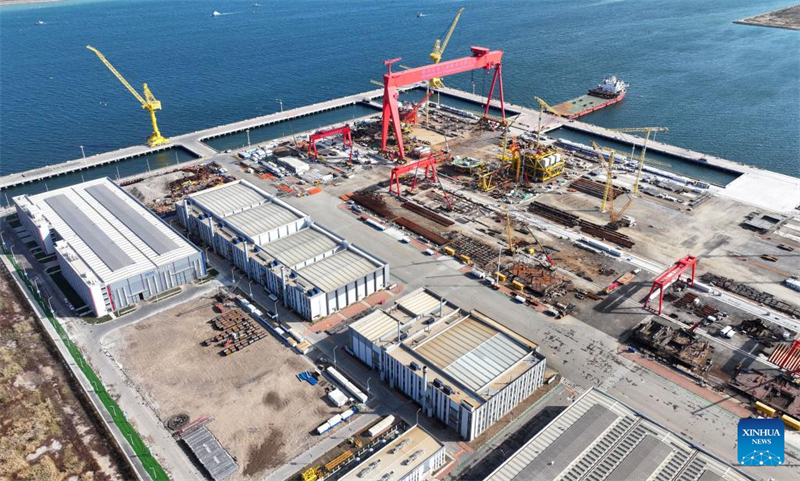 Chinas erste ?Smart Factory“ für Offshore-?l- und -Gasanlagen voll betriebsbereit