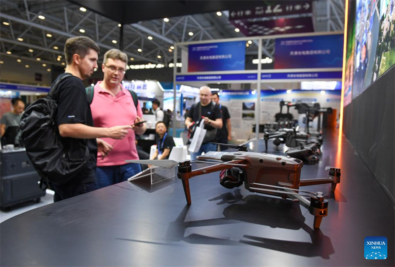 über 4.300 neue Technologien und Produkte gl?nzen auf der China Hi-Tech Fair