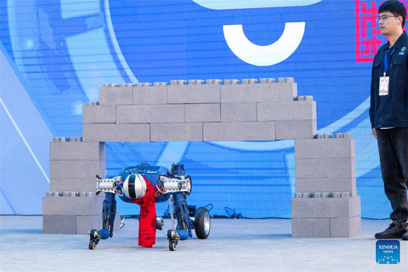 China pr?sentiert humanoide Roboter der ?Chucai“-Serie