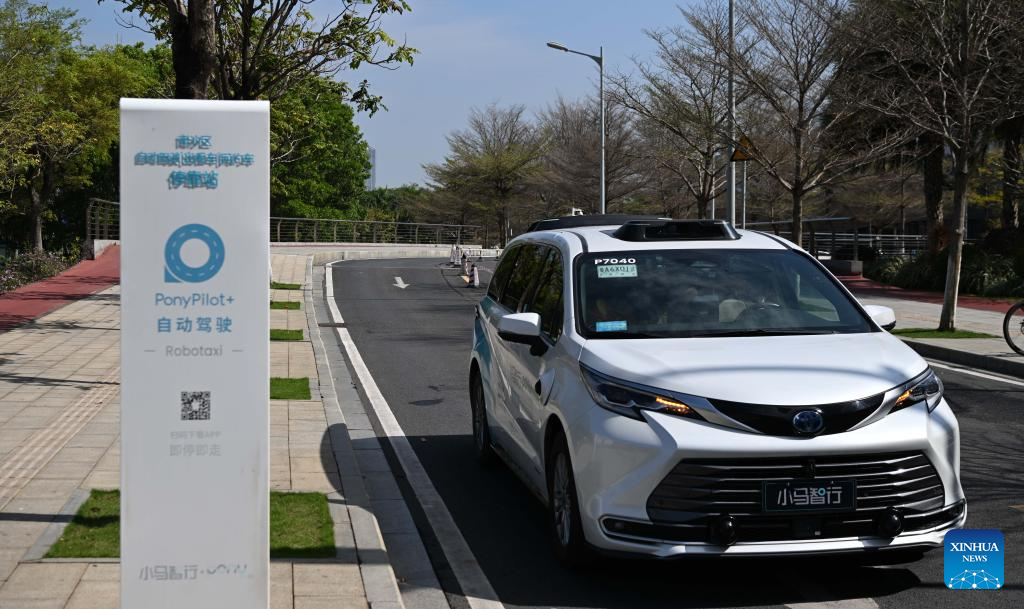 Chinesisches Unternehmen startet 4 Demonstrationsstrecken für autonomes Fahren