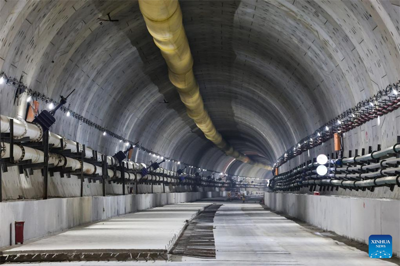 Weltweit erster zweigleisiger Unterwassertunnel einer Hochgeschwindigkeitsstrecke durchbrochen
