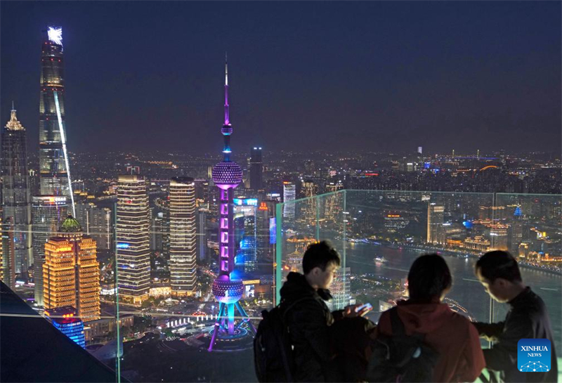 Aussichtsplattform auf White Magnolia Plaza in Shanghai er?ffnet