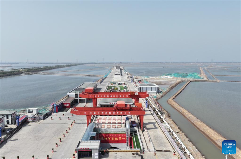 Der Jingu-Haihe-Tunnel der Tianjin-Weifang High-Speed Railway befindet sich im Bau