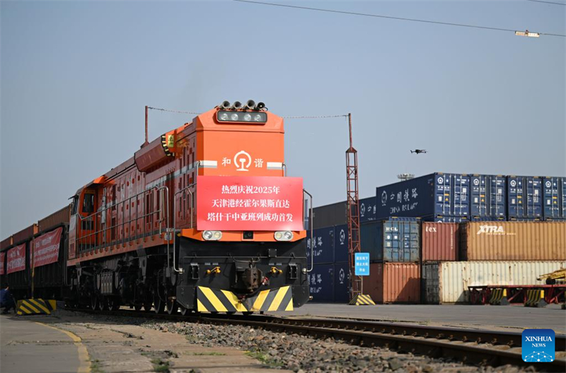 China-Zentralasien-Güterzug f?hrt von Tianjin nach Taschkent