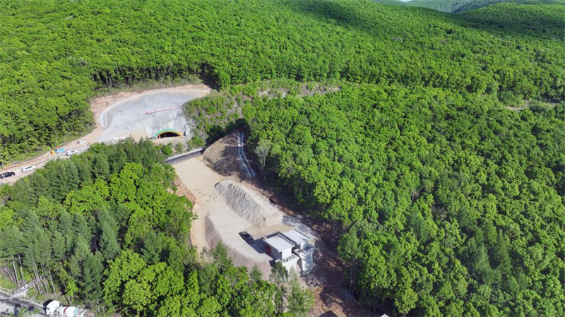 602 Meter langer Bahntunnel in Heilongjiang fertig